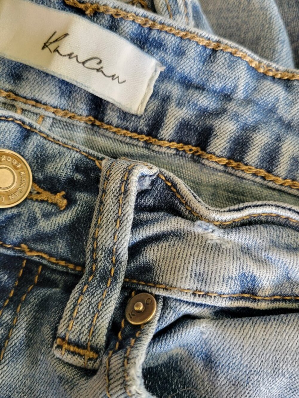KanCan KC6204M Estilo Jean 3/25 Light Wash Mid Rise Skinny Distressed Frayed Hem